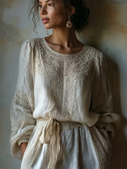 Damen-Bluse aus Leinen im Vintage-Stil mit klassischem Blumen‑ und Spitzenmuster sowie Puffärmeln