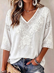 Damen-Edel-T-Shirt im Boho-Stil mit floraler Rosenkunst‑ und Leinenoptik sowie mittellangen Ärmeln