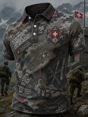 Herren-Poloshirt mit kurzen Ärmeln und militärstilvollem Print