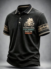 Herren-Poloshirt in Schwarz mit deutschem Fahrrad-Print, lässig geschnitten