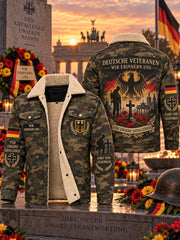 Herrenjacke mit Fleece-Innenfutter und Grafikdruck zum Veteranengedenken