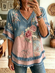 Damenhemd aus Baumwoll-Leinen mit Vintage-Print, rosa Rosen und Blumenmuster im Patchwork-Stil, besetzt mit Fransenborte