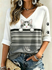 Damen-T-Shirt mit aufgedrucktem amerikanischen Kurzhaarkatzen-Gesicht und Pfotenabdrücken, Color-Block-Design, mittellange Ärmel und V-Ausschnitt