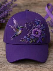 Unisex-Mütze in Lila mit Blumen- und Kolibri‑Muster zur Sensibilisierung für die Alzheimer‑Krankheit