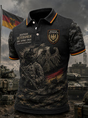 Herren-Poloshirt mit kurzen Ärmeln und vintage Militär-Print